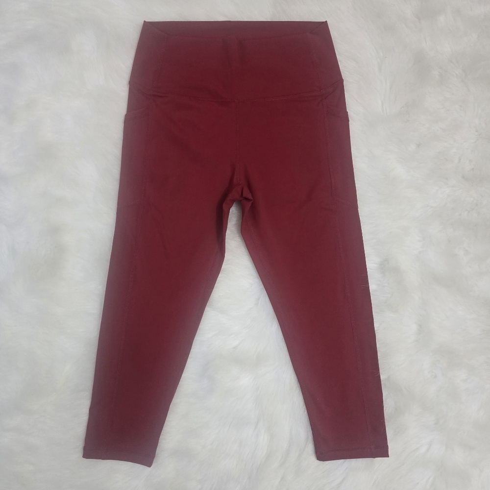 Zyia Capri Leggings